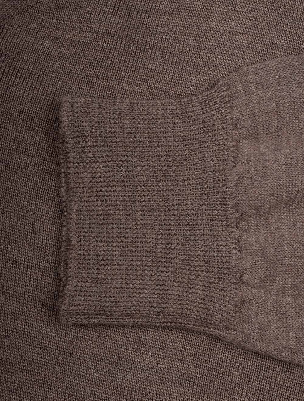 Merino Wool V Neck Brown