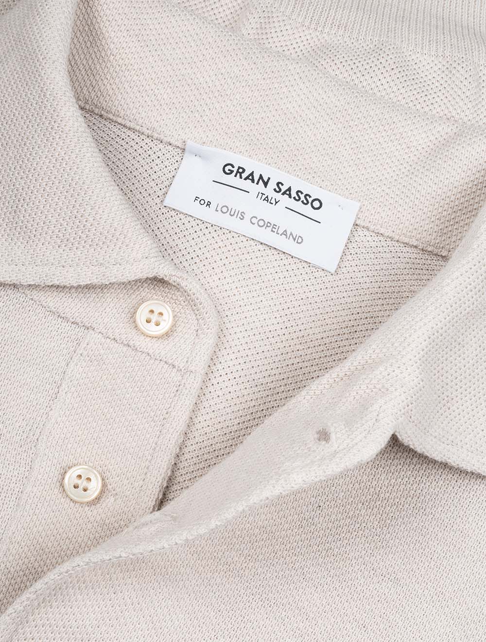 Weave Kurzarm-Poloshirt mit 3 Knöpfen Beige