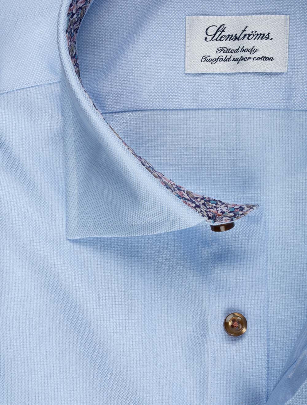 Fitted Contrast Inlay Collar Blue