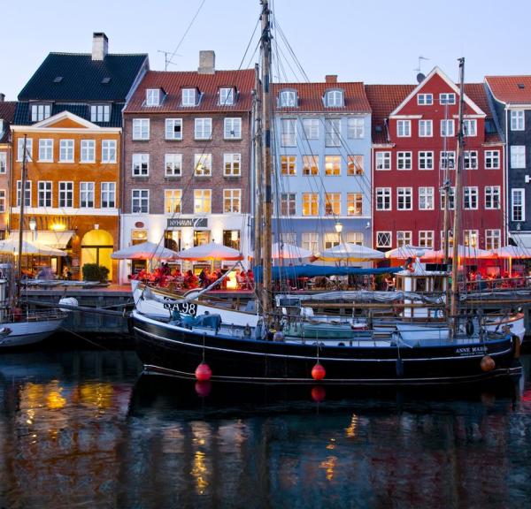 Nyhavn_Kobenhavn_43397.jpg