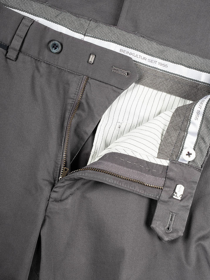 Hiltl Peaker Chino With Trim Detail Grey AI5